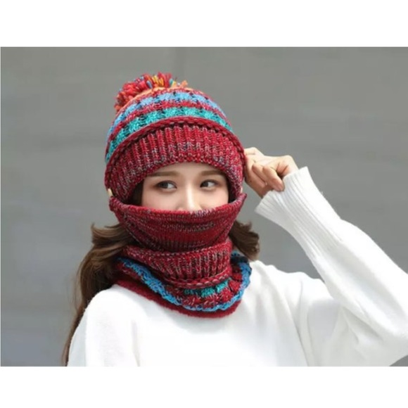 Red Women Winter Pompom Beanie Hat with Fleece Lined Face Mask and Gaiter Scarf - Picture 1 of 11